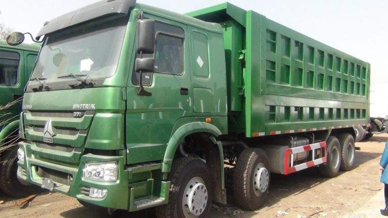 Những việc quan trọng cần làm trước khi lái xe tải Howo